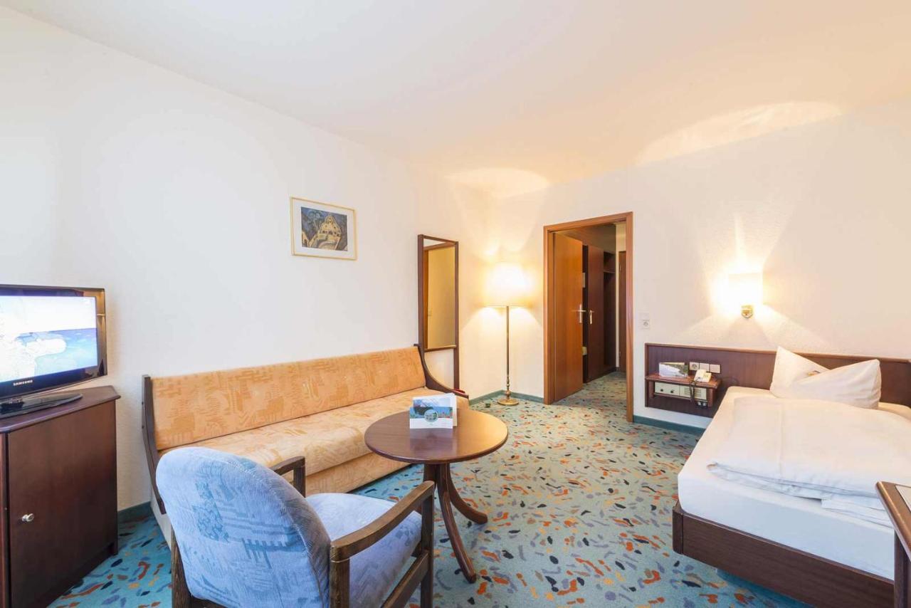 Hotel Am Bruchsee Heppenheim  Exterior photo